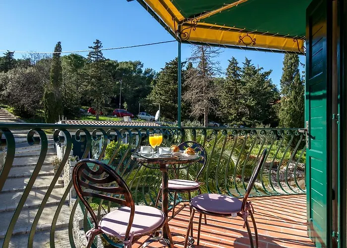 Romansa Διαμέρισμα *